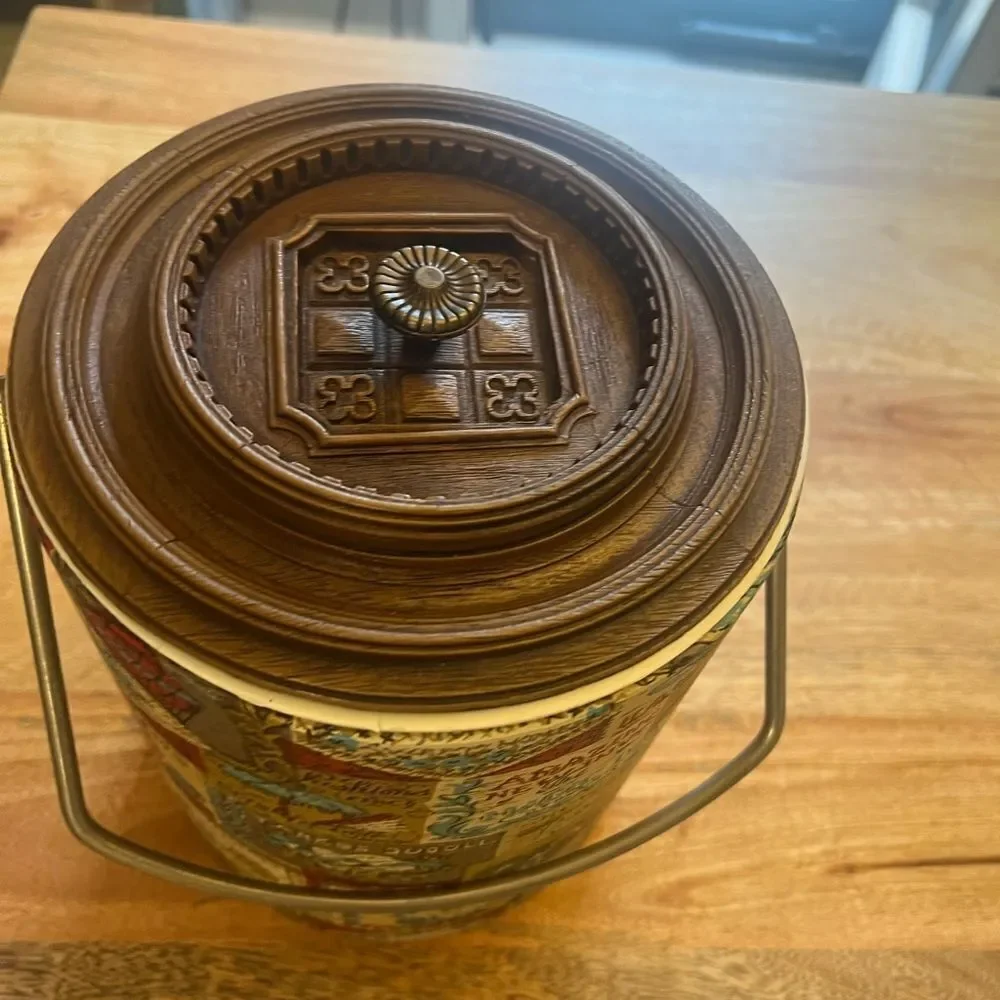 Vintage Multicolor Decorative ice. Bucket. French country.